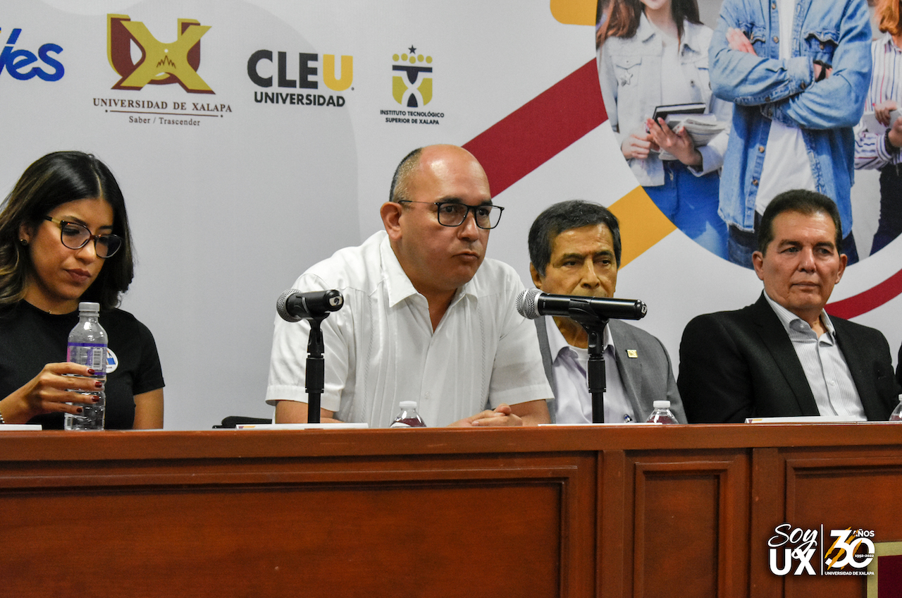 En la Universidad de Xalapa se desarrolló con éxito la firma de