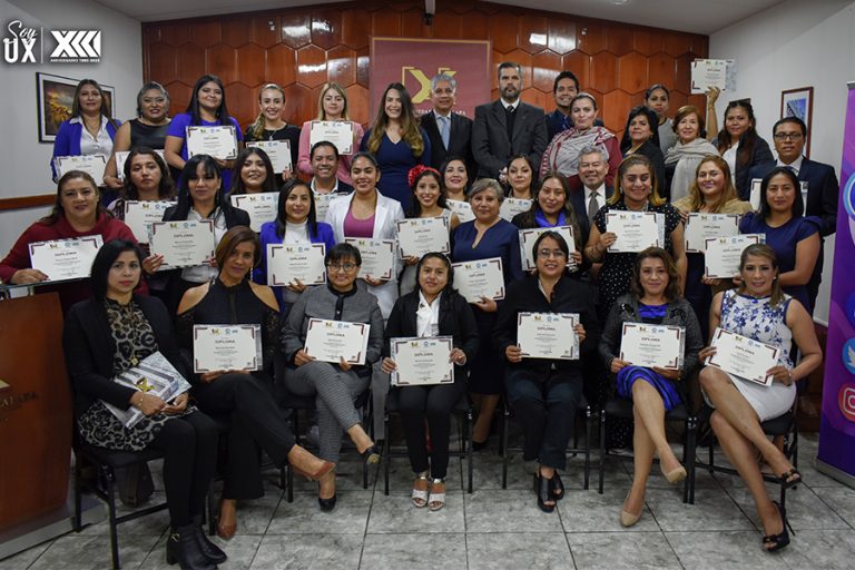 Se Realiza Dentro De La Universidad De Xalapa La Clausura Del Diplomado