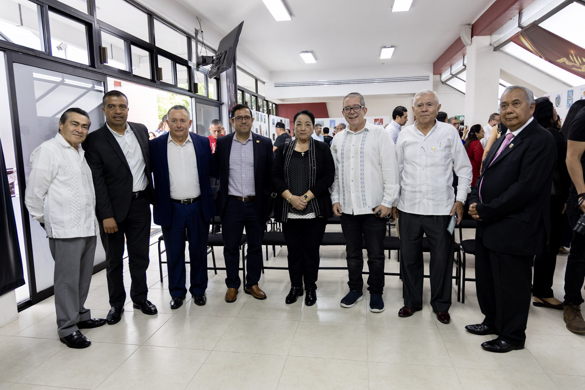 La UX recibe a lo mejor de la caricatura internacional en conmemoración del Día de la Libertad de Expresión