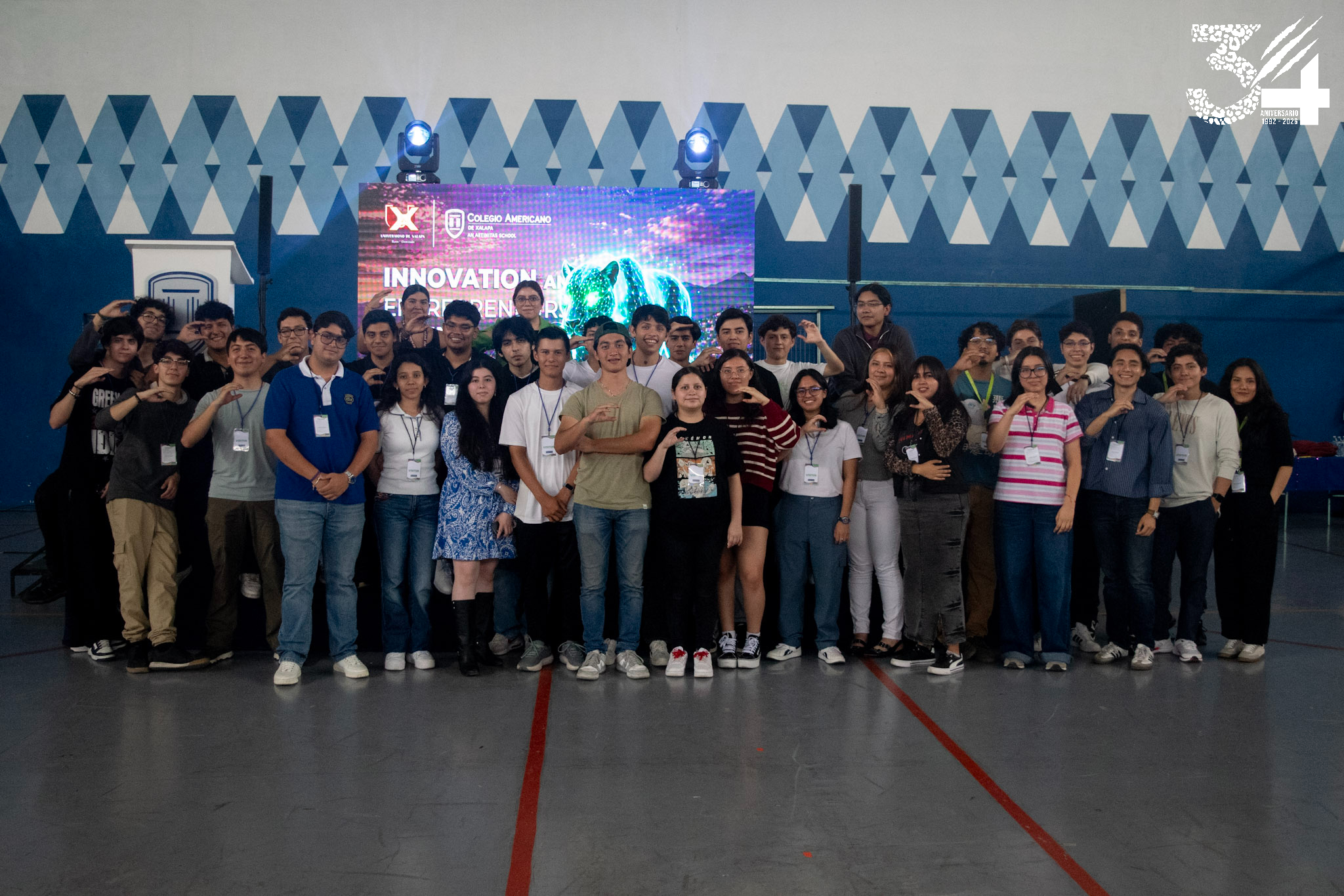 Proyectos de la Universidad de Xalapa destacan en el “Innovation and Entrepreneurship Summit 2026”