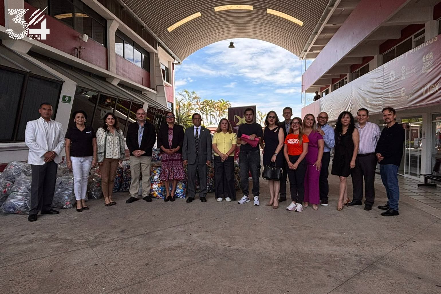 Universidad de Xalapa recibe reconocimiento por su compromiso ambiental y social