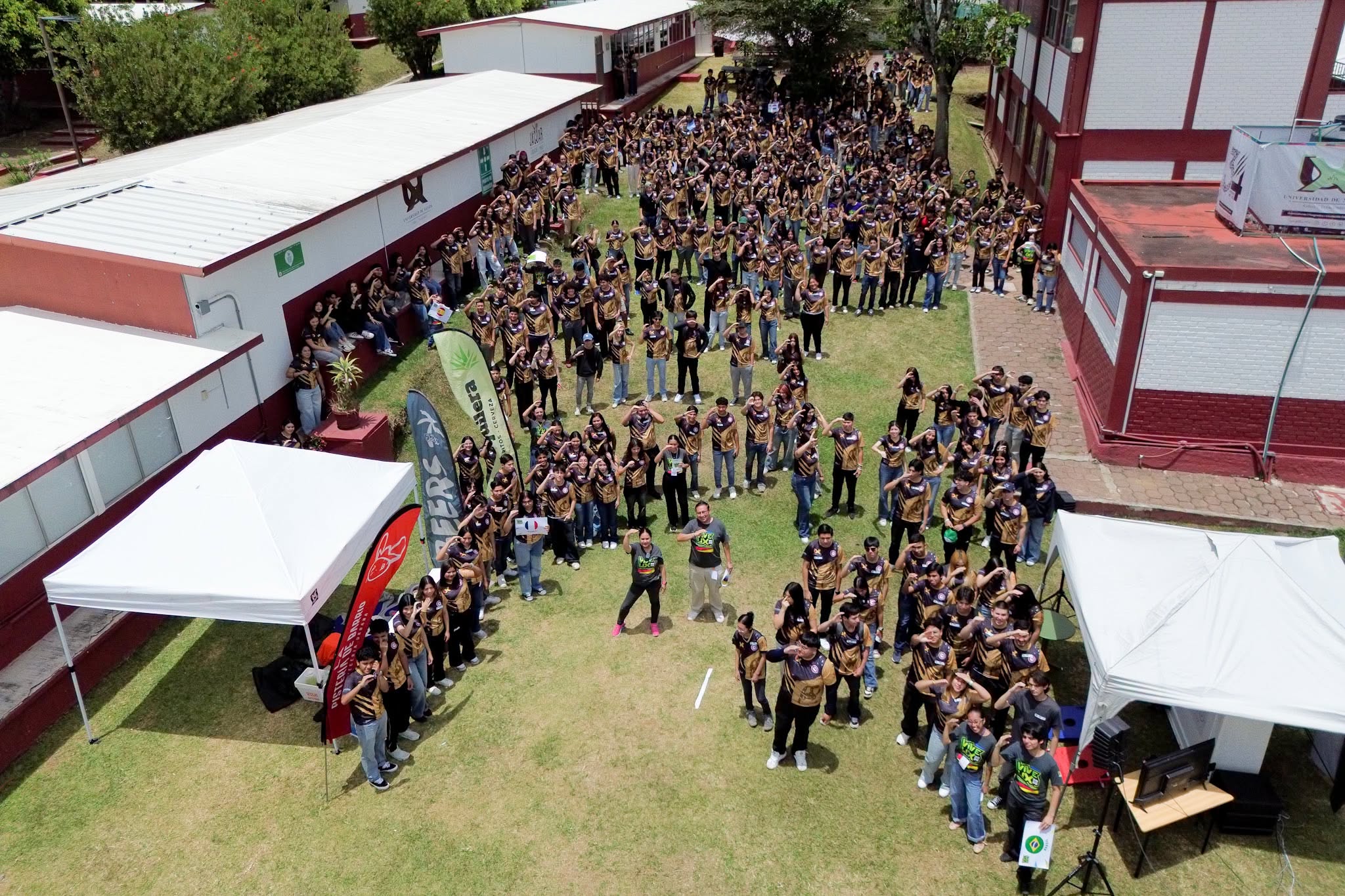 VIVE UX 2026: una bienvenida llena de energía para nuestras y nuestros nuevos Jaguares